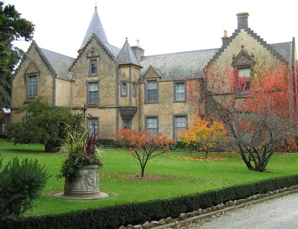 Overnewton-Gardens-Autumn2